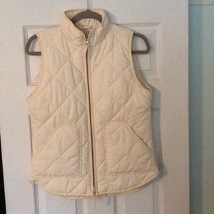 SOLD!  J. Crew factory cream vest. Size XS. NWT.